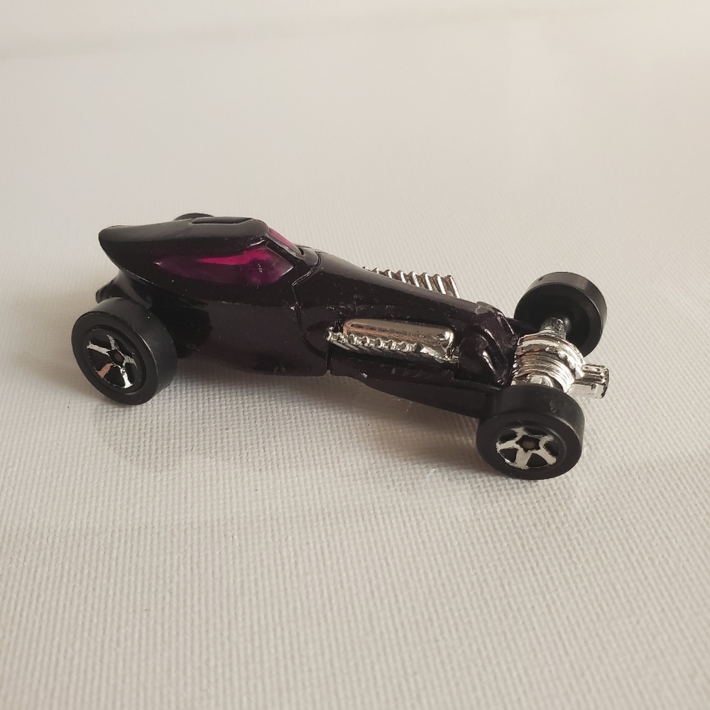 Vintage 1997 "Sweet 16 II" Hot Wheel Toy Car
